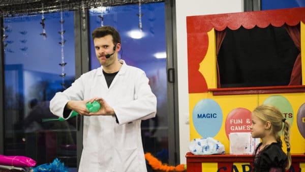 Science Party balloon modelling