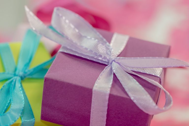 Read more about the article How to plan a surprise party for a child – and keep the secret long enough!