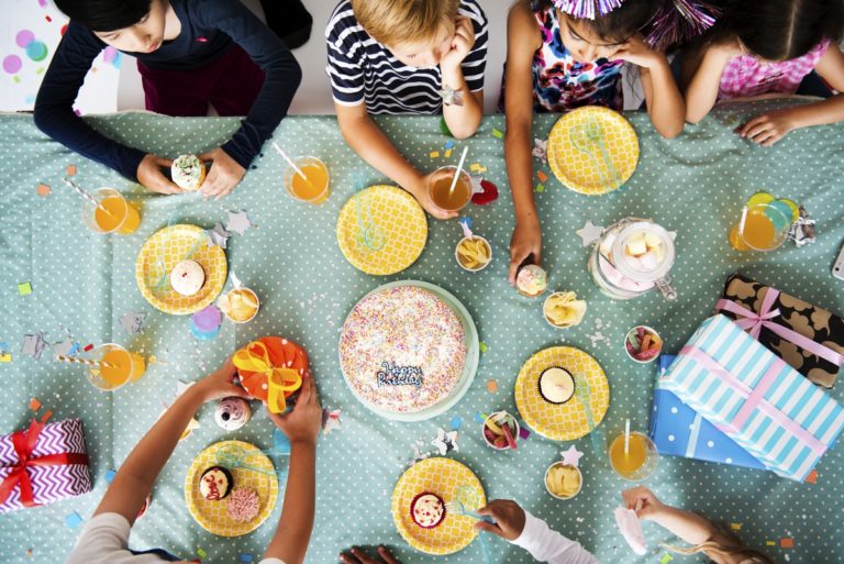 Read more about the article Vegan Party Food Ideas For Kids Birthday Parties